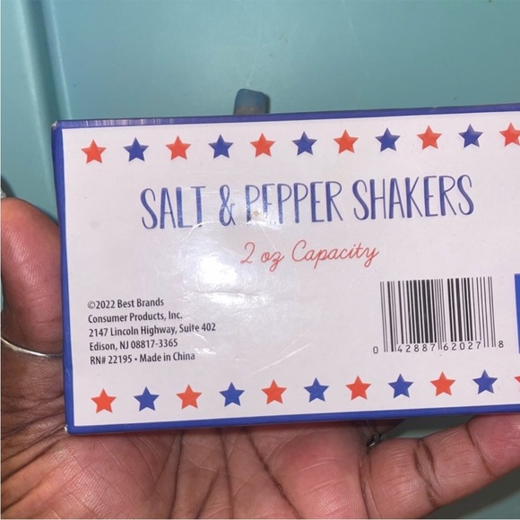 Patriotic Blue and Red Striped Salt & Pepper shaker - Picture 4 of 4